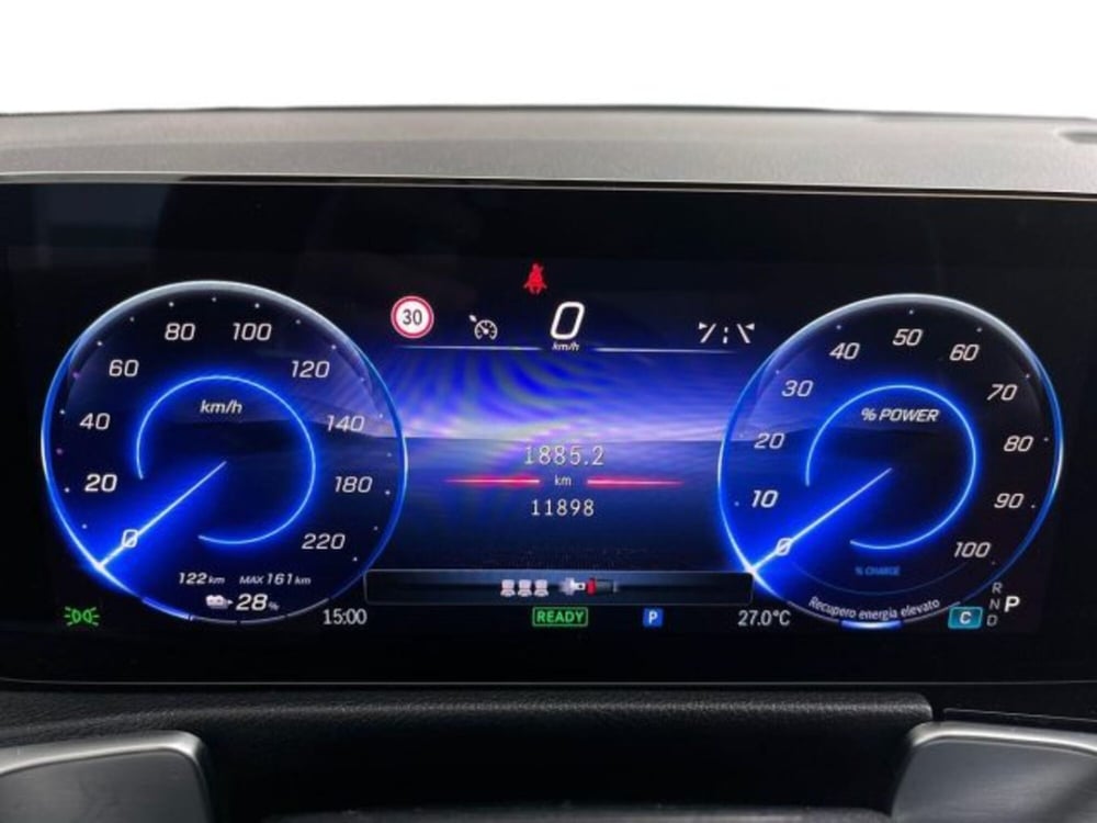 Mercedes-Benz EQB usata a Verona (8)