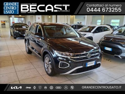 Volkswagen T-Roc 2.0 tdi Style 4motion 150cv dsg del 2023 usata a Brendola