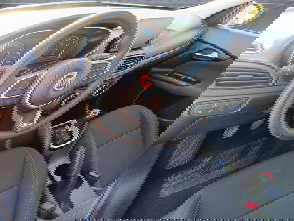 Fiat Tipo Station Wagon usata a Bari (11)