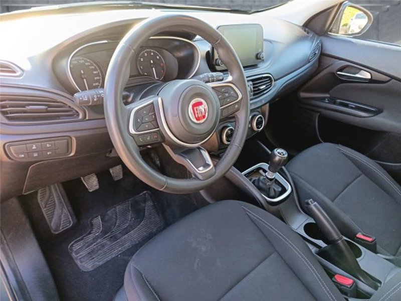 Fiat Tipo Station Wagon usata a Bari (11)