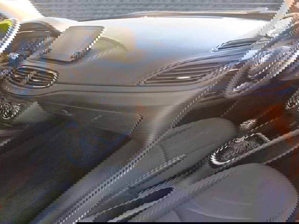 Fiat Tipo Station Wagon usata a Bari (12)