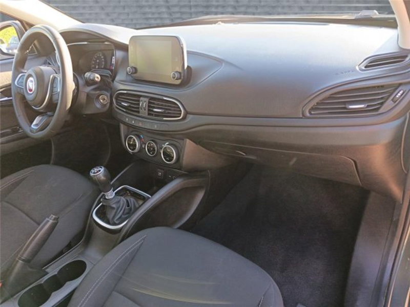 Fiat Tipo Station Wagon usata a Bari (12)