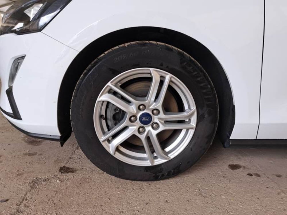 Ford Focus Station Wagon usata a Salerno (17)