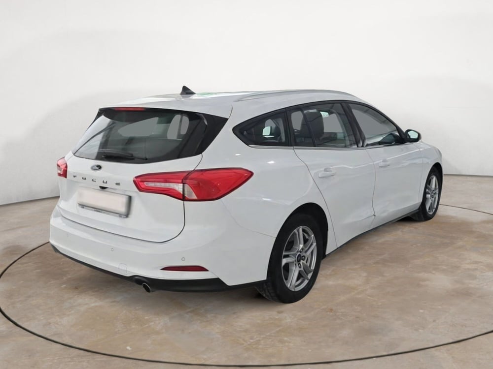 Ford Focus Station Wagon usata a Salerno (3)