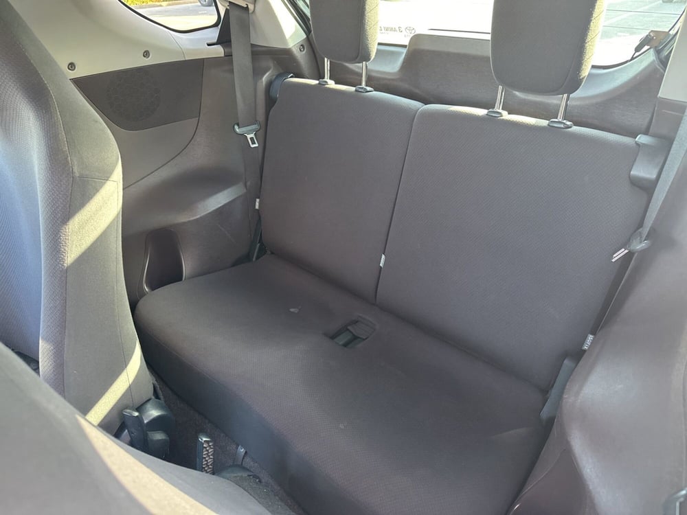 Toyota iQ usata a Siracusa (7)