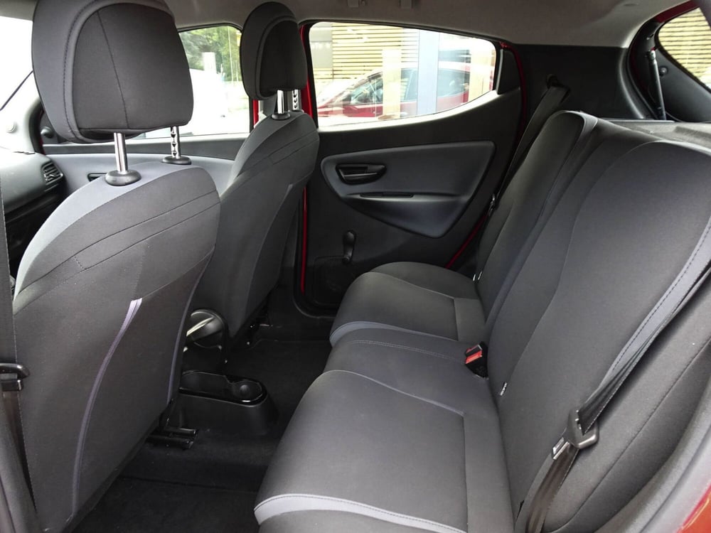 Lancia Ypsilon usata a Treviso (10)