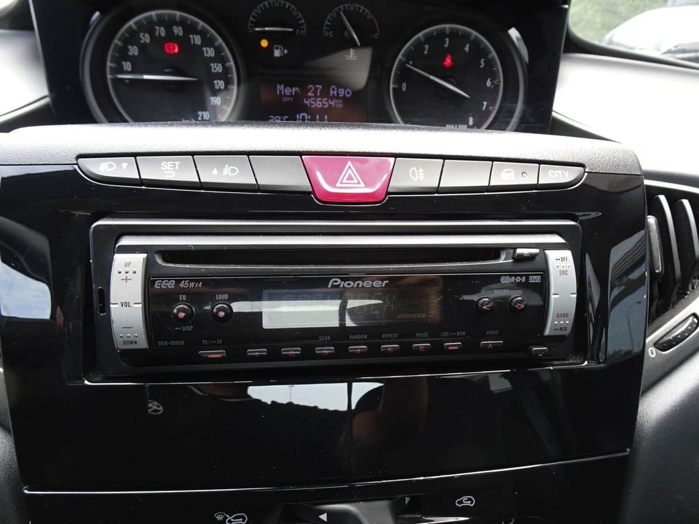 Lancia Ypsilon usata a Treviso (14)