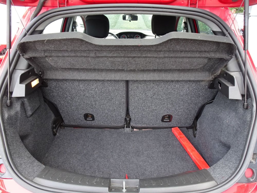Lancia Ypsilon usata a Treviso (18)