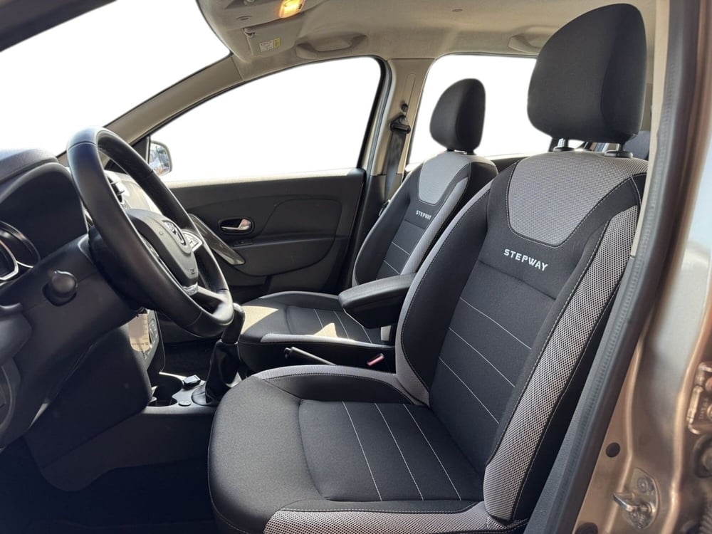 Dacia Sandero usata a Pistoia (10)