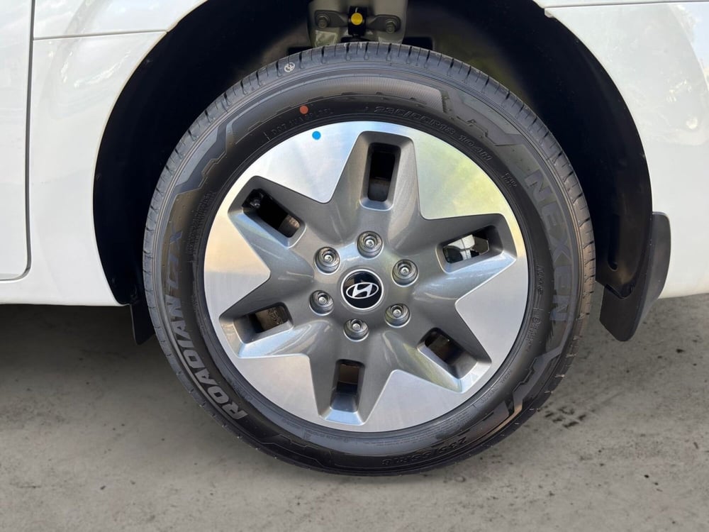 Hyundai Staria nuova a Lucca (12)