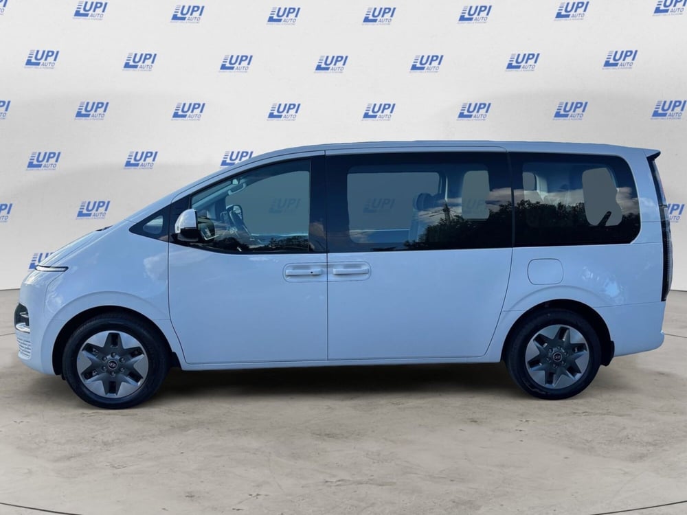 Hyundai Staria nuova a Lucca (2)