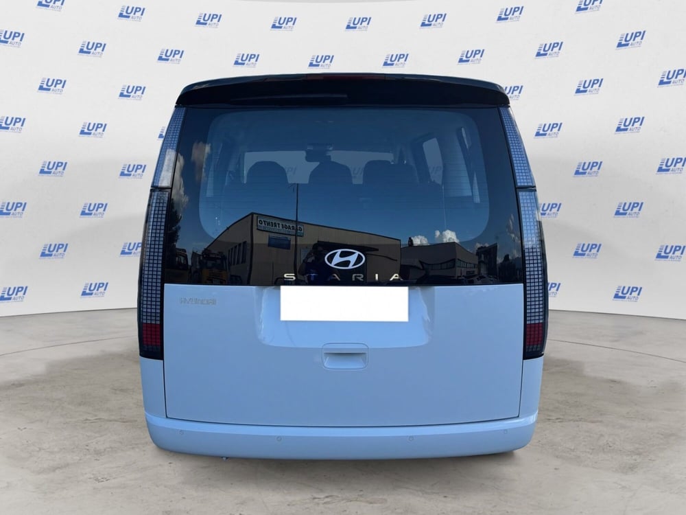 Hyundai Staria nuova a Lucca (4)