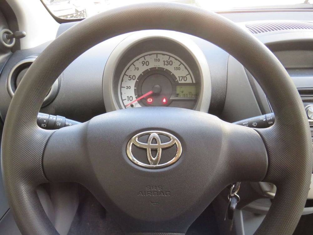 Toyota Aygo usata a Monza e Brianza (9)