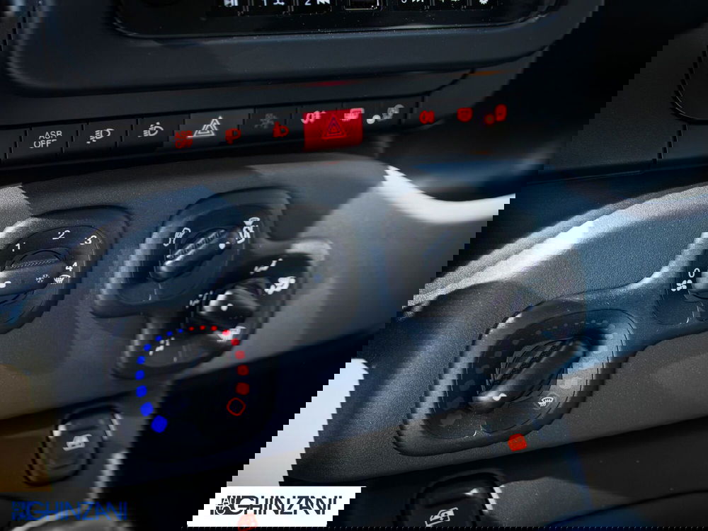 Fiat Panda Cross nuova a Bergamo (15)