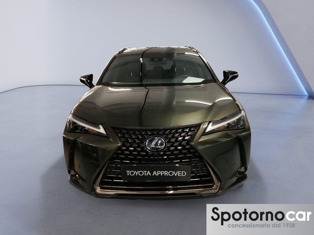 Lexus UX usata a Milano (7)