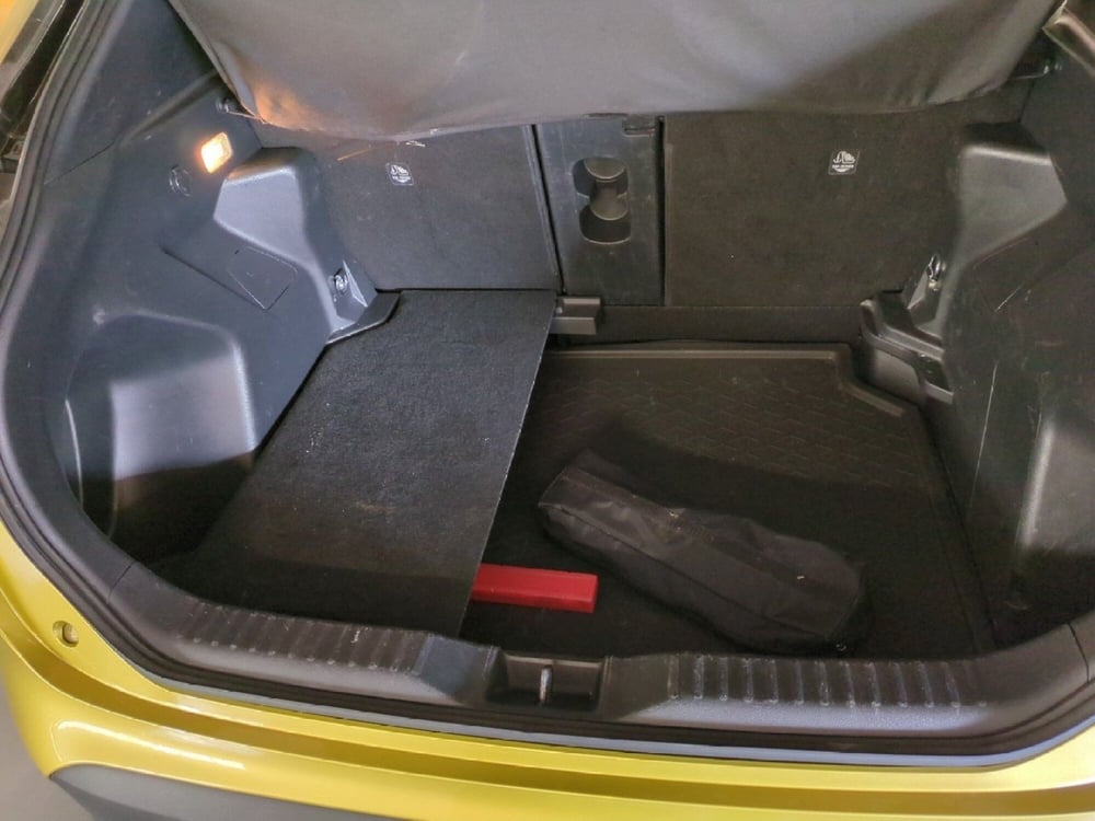 Toyota Yaris Cross usata a Milano (12)