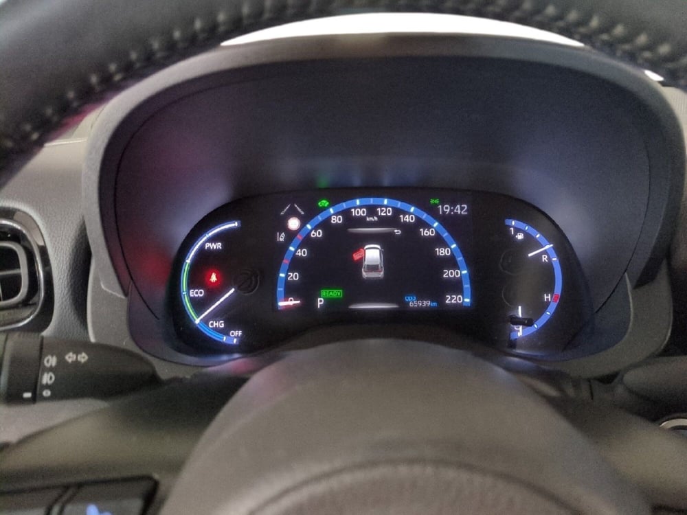Toyota Yaris Cross usata a Milano (15)