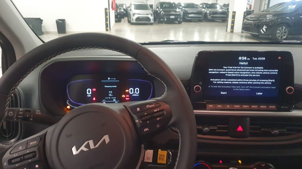 Kia Picanto nuova a Napoli (9)