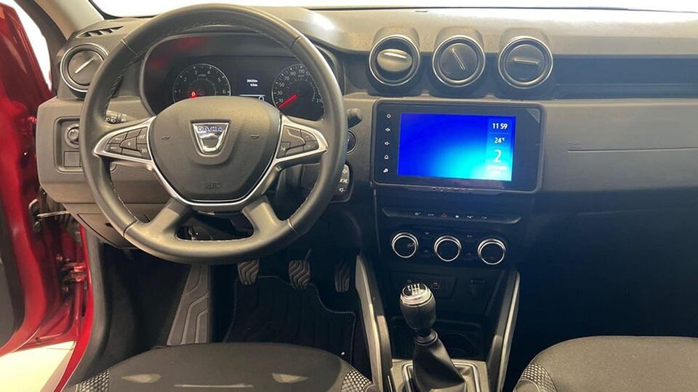 Dacia Duster usata a Viterbo (13)
