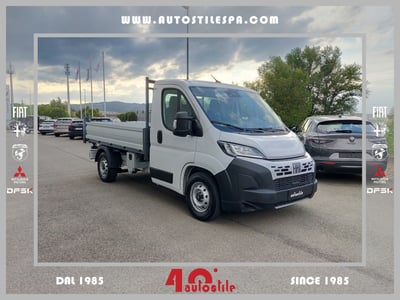 Fiat Ducato maxi 35 LH1 2.2 mjt3 140cv ribalt.trilat. serie 9 del 2024 usata a Scandiano