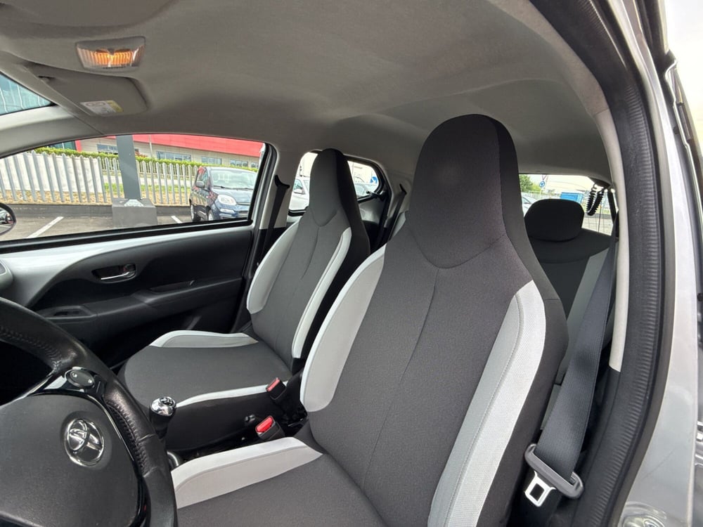 Toyota Aygo usata a Mantova (17)