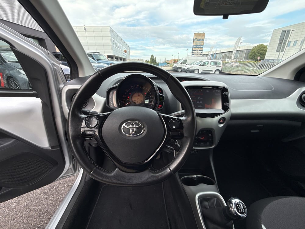 Toyota Aygo usata a Mantova (18)