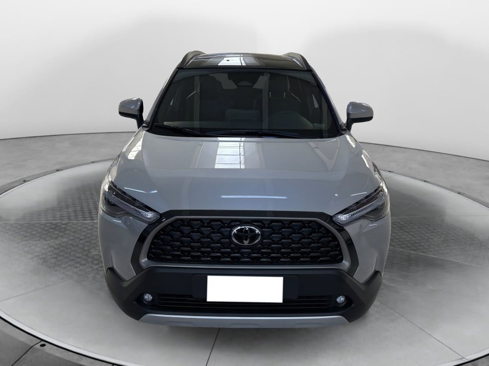 Toyota Corolla Cross Hybrid nuova a Bologna