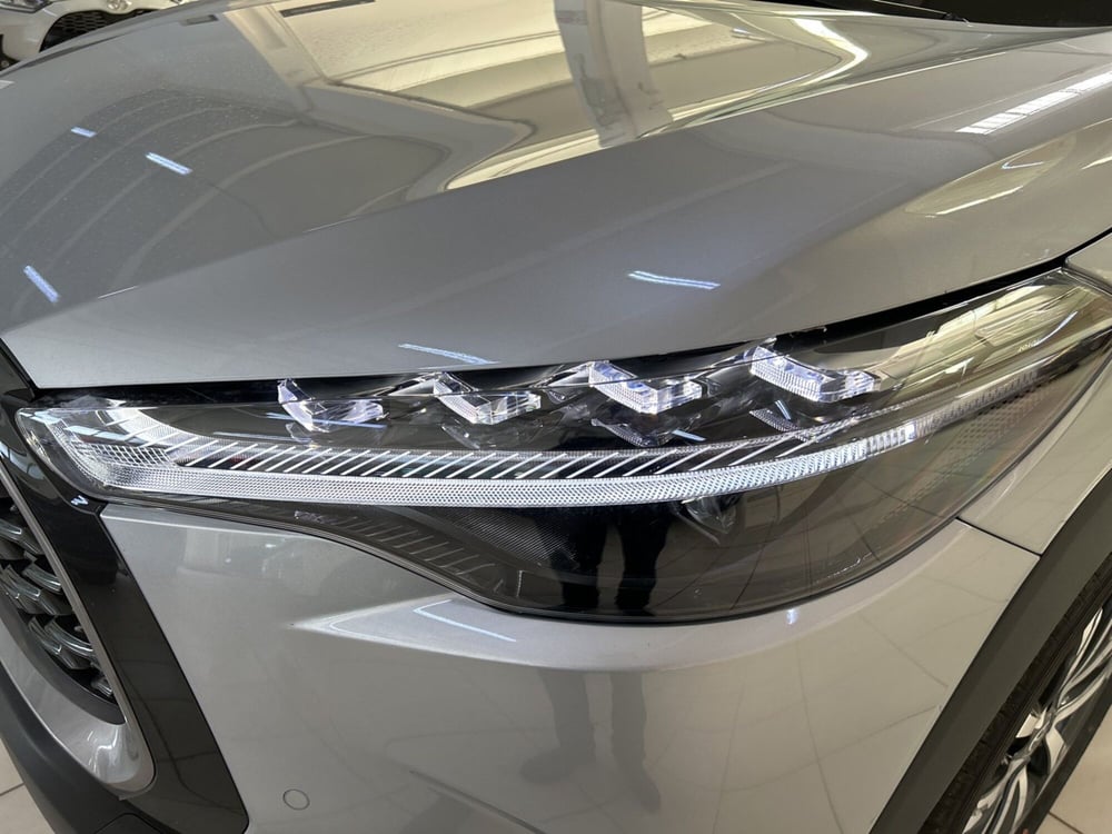 Toyota Corolla Cross Hybrid nuova a Bologna (17)