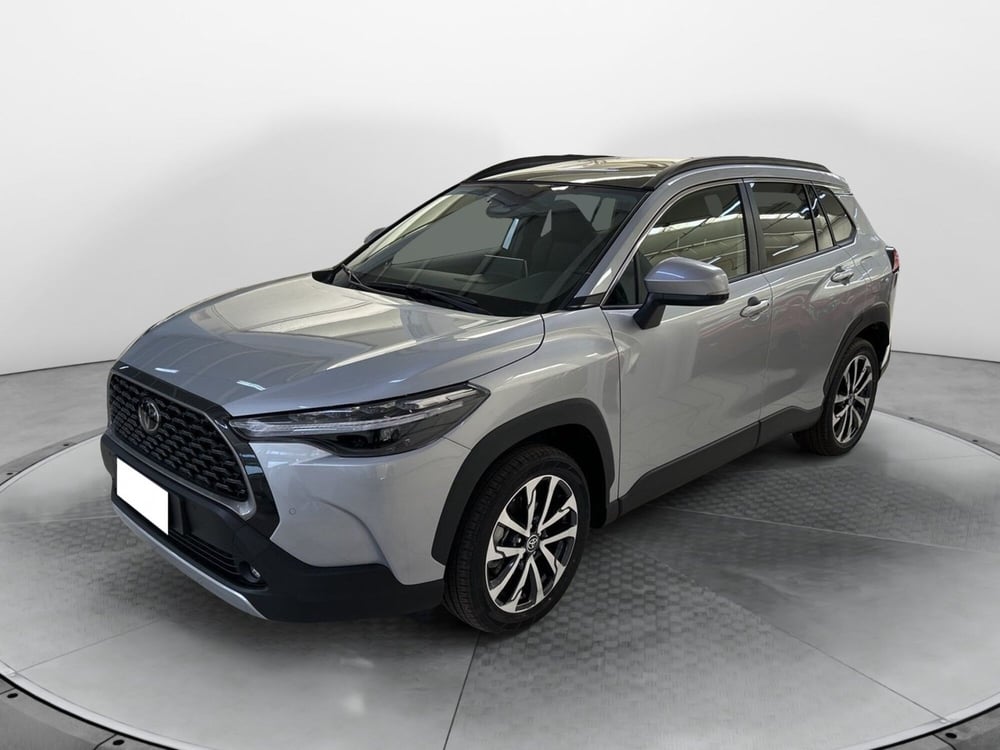 Toyota Corolla Cross Hybrid nuova a Bologna (2)