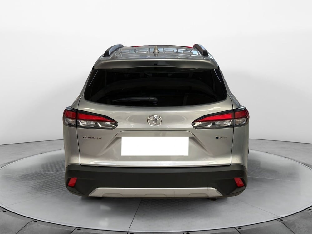 Toyota Corolla Cross Hybrid nuova a Bologna (4)