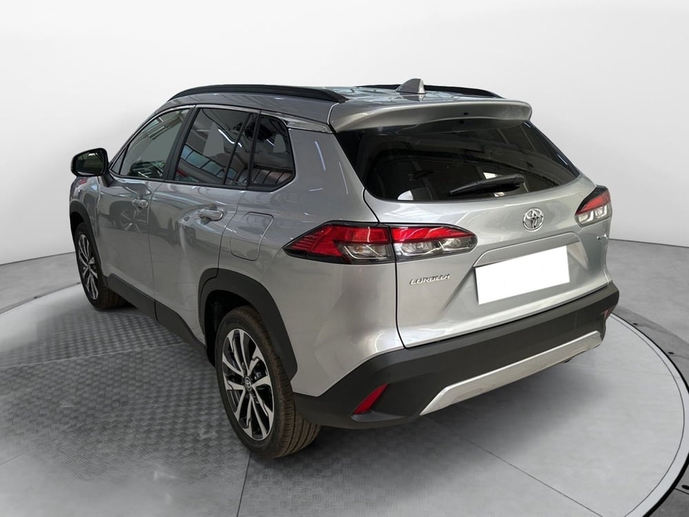 Toyota Corolla Cross Hybrid nuova a Bologna (5)