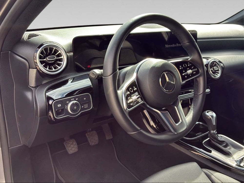 Mercedes-Benz Classe A usata a Pisa (13)
