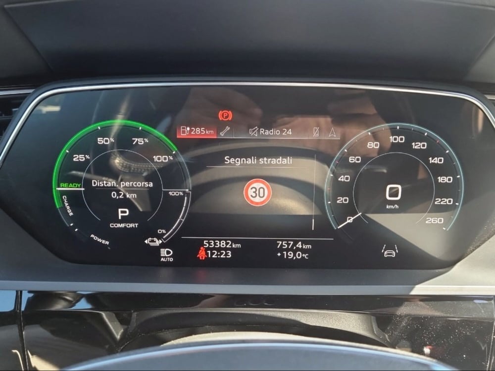 Audi e-tron Sportback usata a Firenze (7)