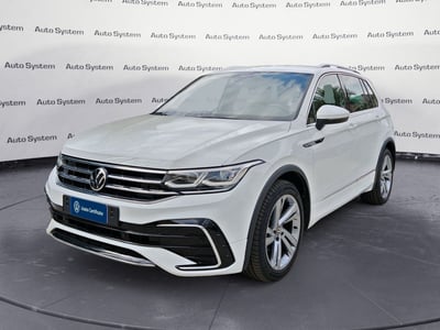 Volkswagen Tiguan 2.0 TDI 150 CV SCR DSG 4MOTION R-Line del 2021 usata a Palermo