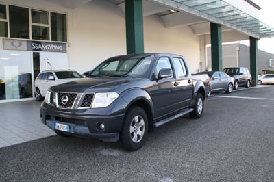 Nissan Navara 2.5 dCi 190CV 4 porte Double Cab Sport del 2010 usata a Pordenone