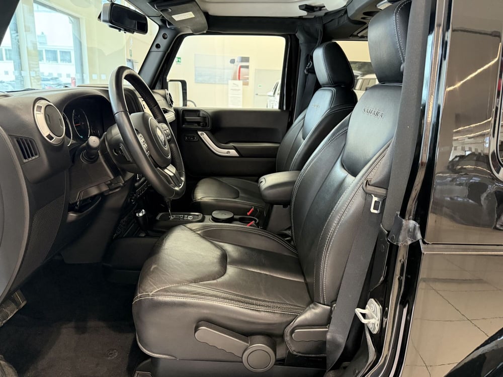 Jeep Wrangler usata a Latina (10)