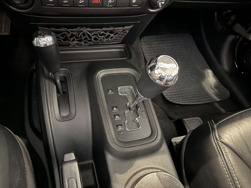 Jeep Wrangler usata a Latina (16)