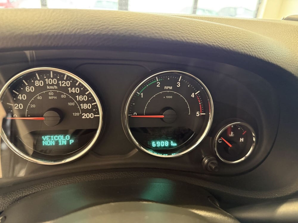 Jeep Wrangler usata a Latina (17)