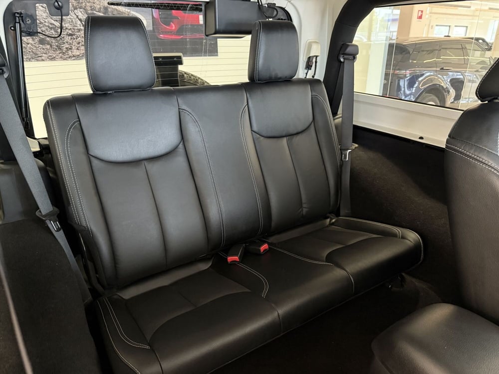 Jeep Wrangler usata a Latina (8)