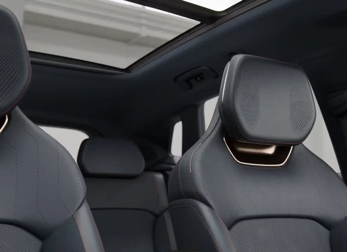 Lynk & Co 08 nuova a Parma (4)