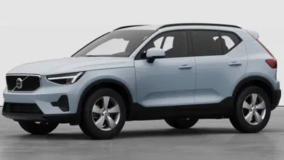 Volvo XC40 B3 automatico Essential nuova a Parma