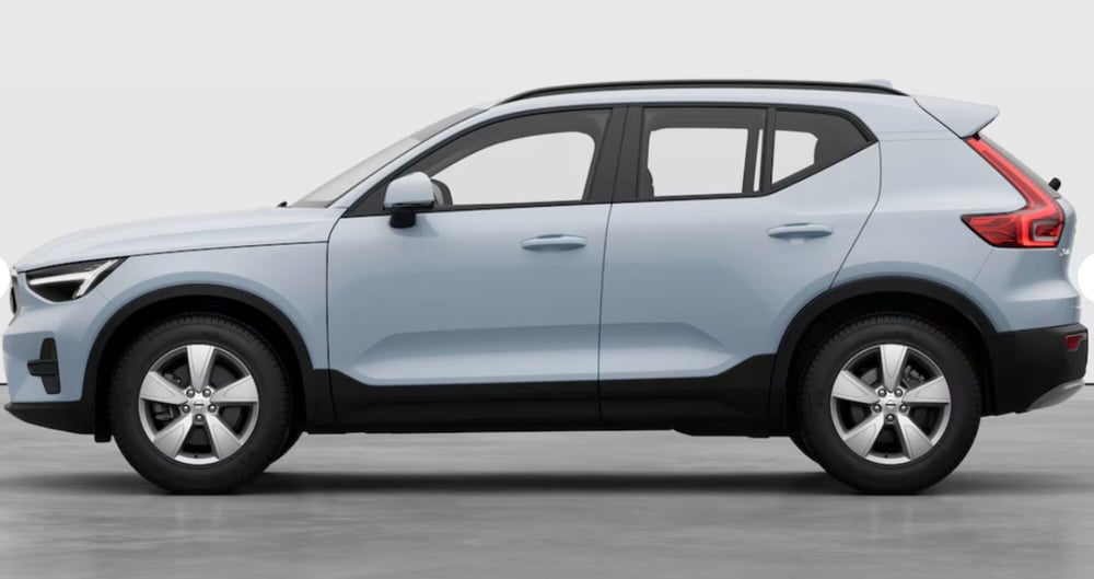 Volvo XC40 nuova a Parma (2)