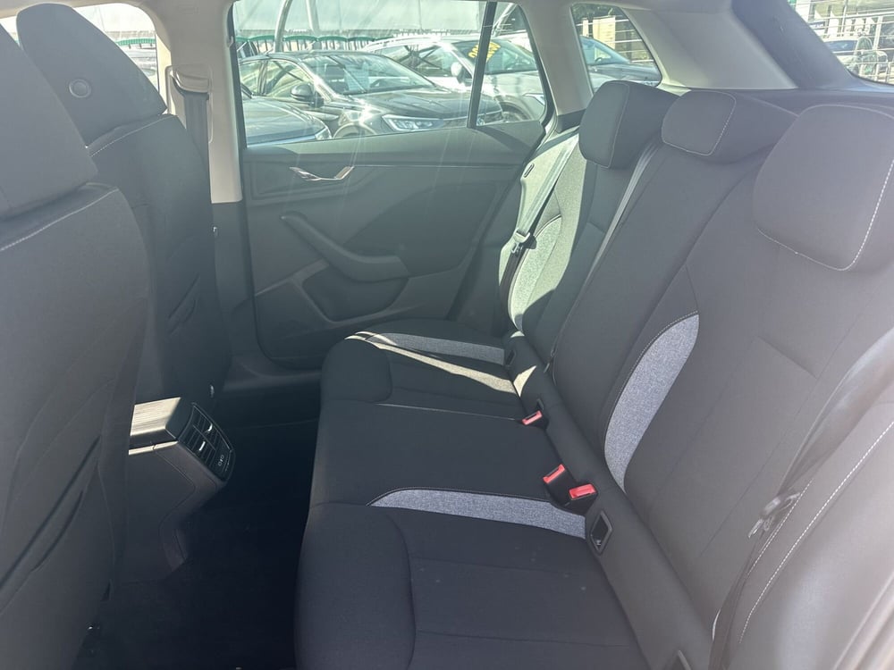 Skoda Kamiq usata a Milano (14)