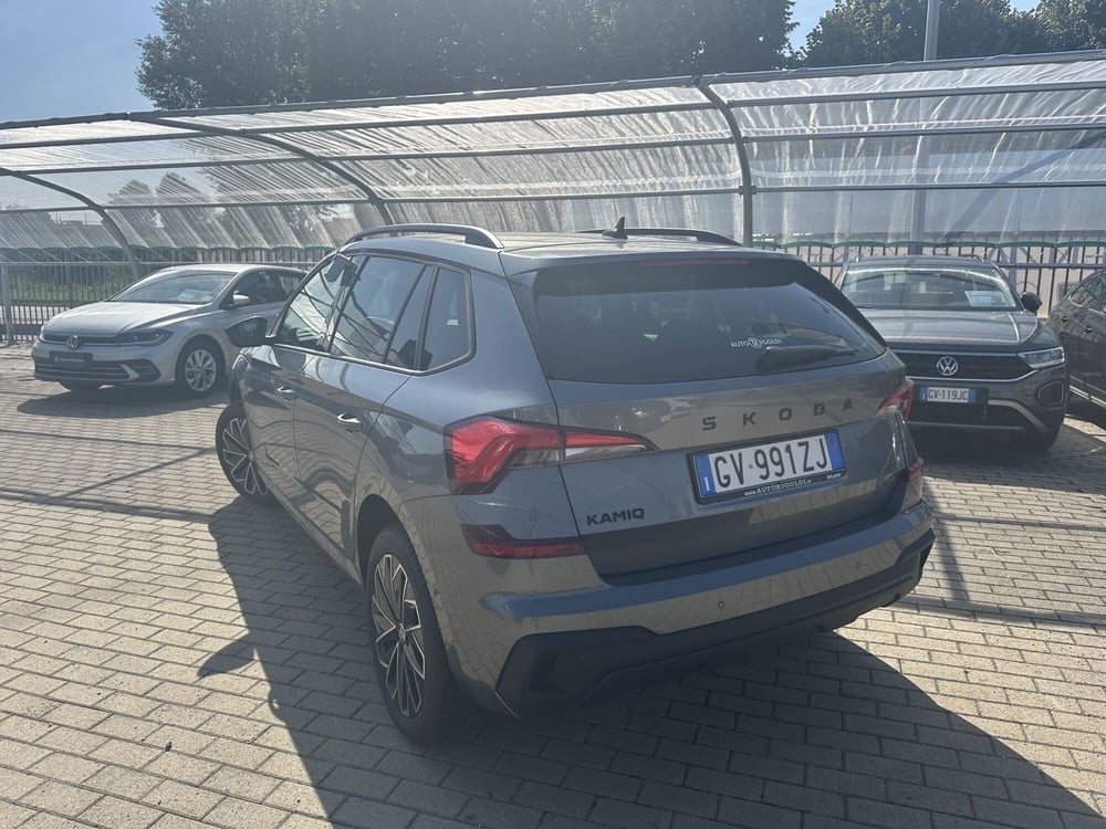 Skoda Kamiq usata a Milano (6)