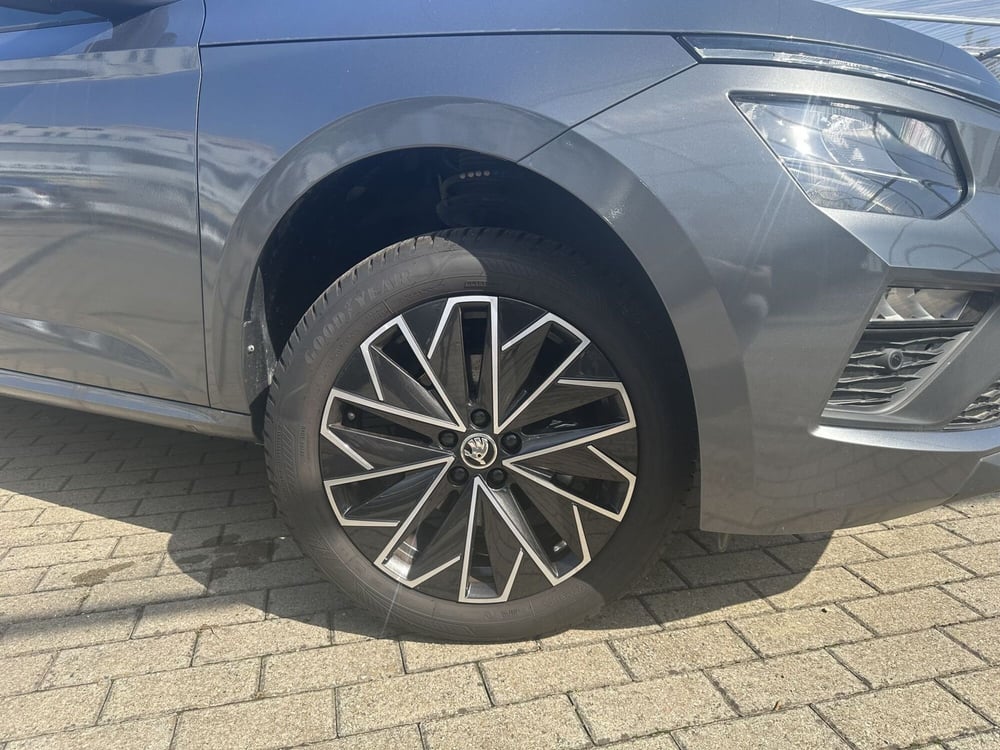 Skoda Kamiq usata a Milano (8)