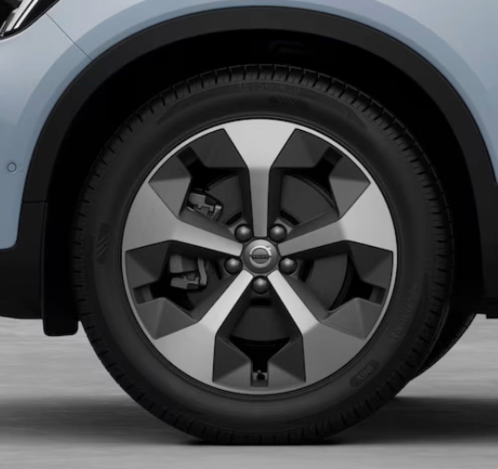 Volvo XC40 nuova a Parma (3)