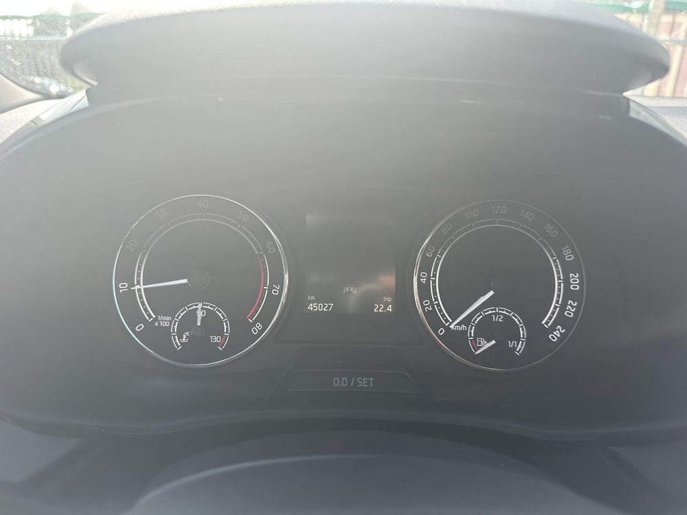 Skoda Fabia usata a Milano (17)