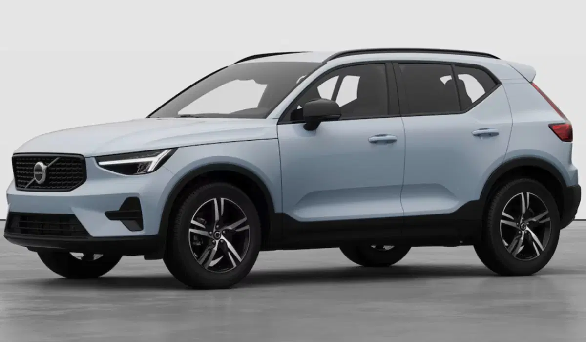 Volvo XC40 nuova a Parma