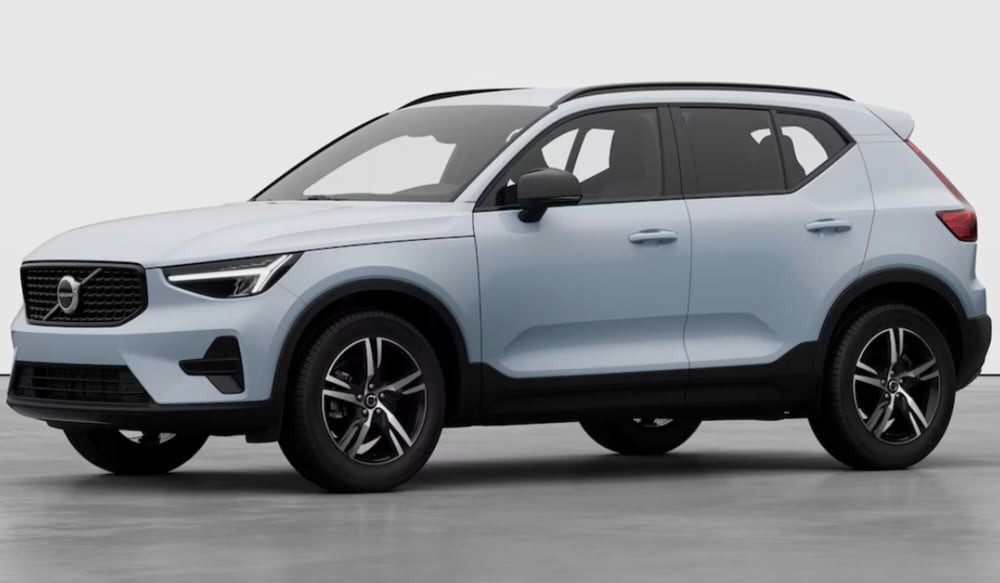 Volvo XC40 nuova a Parma