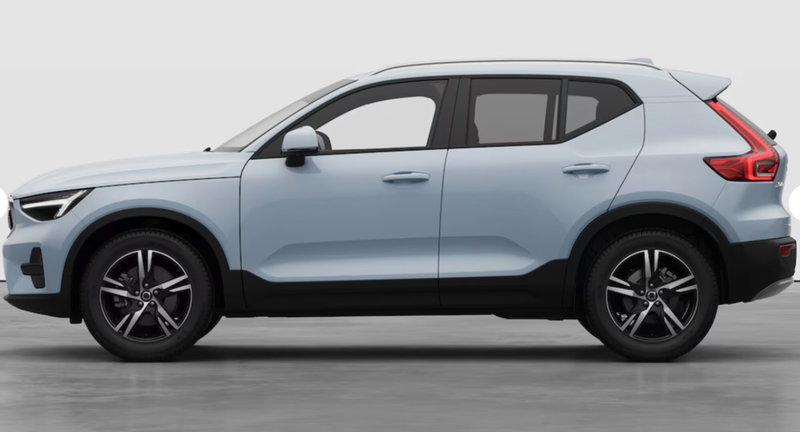 Volvo XC40 nuova a Parma (2)